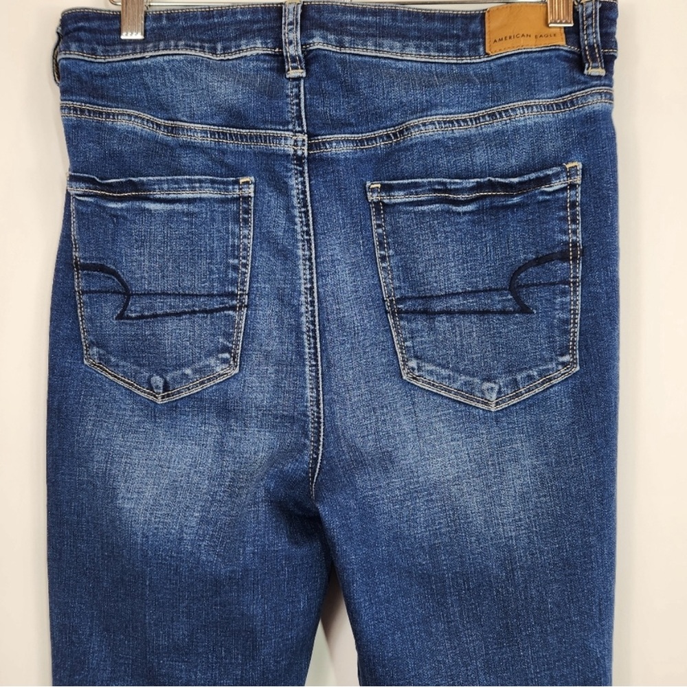 American Eagle Highest Rise Jegging Distressed Frayed Hem Super Stretch - 10R - Picture 7 of 9